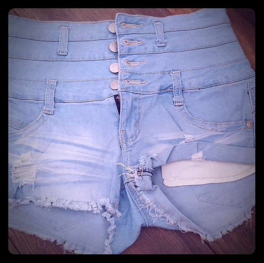 Very cute shorts with lace